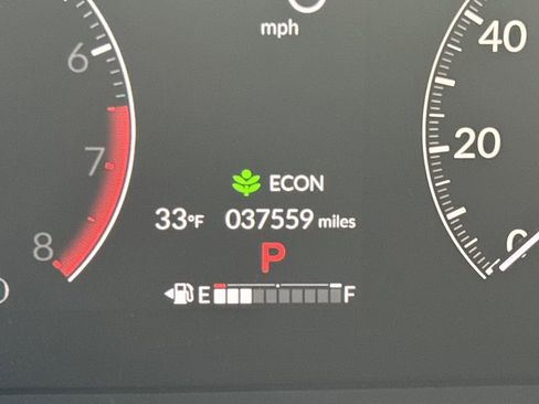 Certified 2023 Honda Pilot Touring image 6