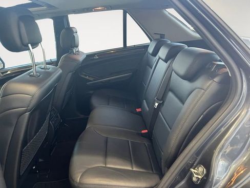 Used 2010 Mercedes-Benz ML 350 4MATIC image 11