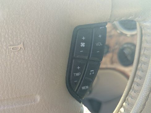 Used 2004 Ford Expedition Eddie Bauer AWD/4WD image 16