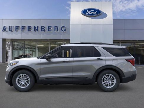 New 2026 Ford Explorer Active AWD/4WD image 3