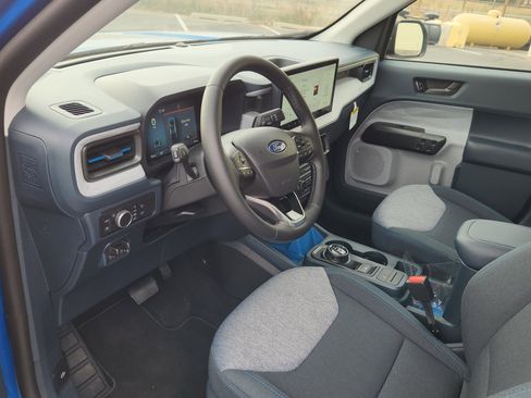 New 2025 Ford Maverick XLT w/ Equipment Group 301A image 21