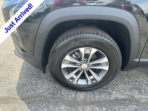 New 2026 Chevrolet Equinox LT w/ Convenience Package II FWD image 10