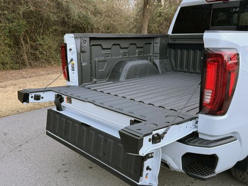 New 2026 GMC Sierra 1500 Denali image 14
