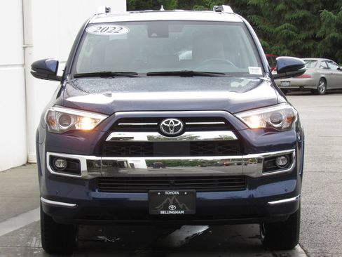 Certified 2022 Toyota 4Runner Limited AWD/4WD image 3