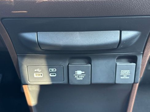 Certified 2025 Honda Odyssey Elite image 33