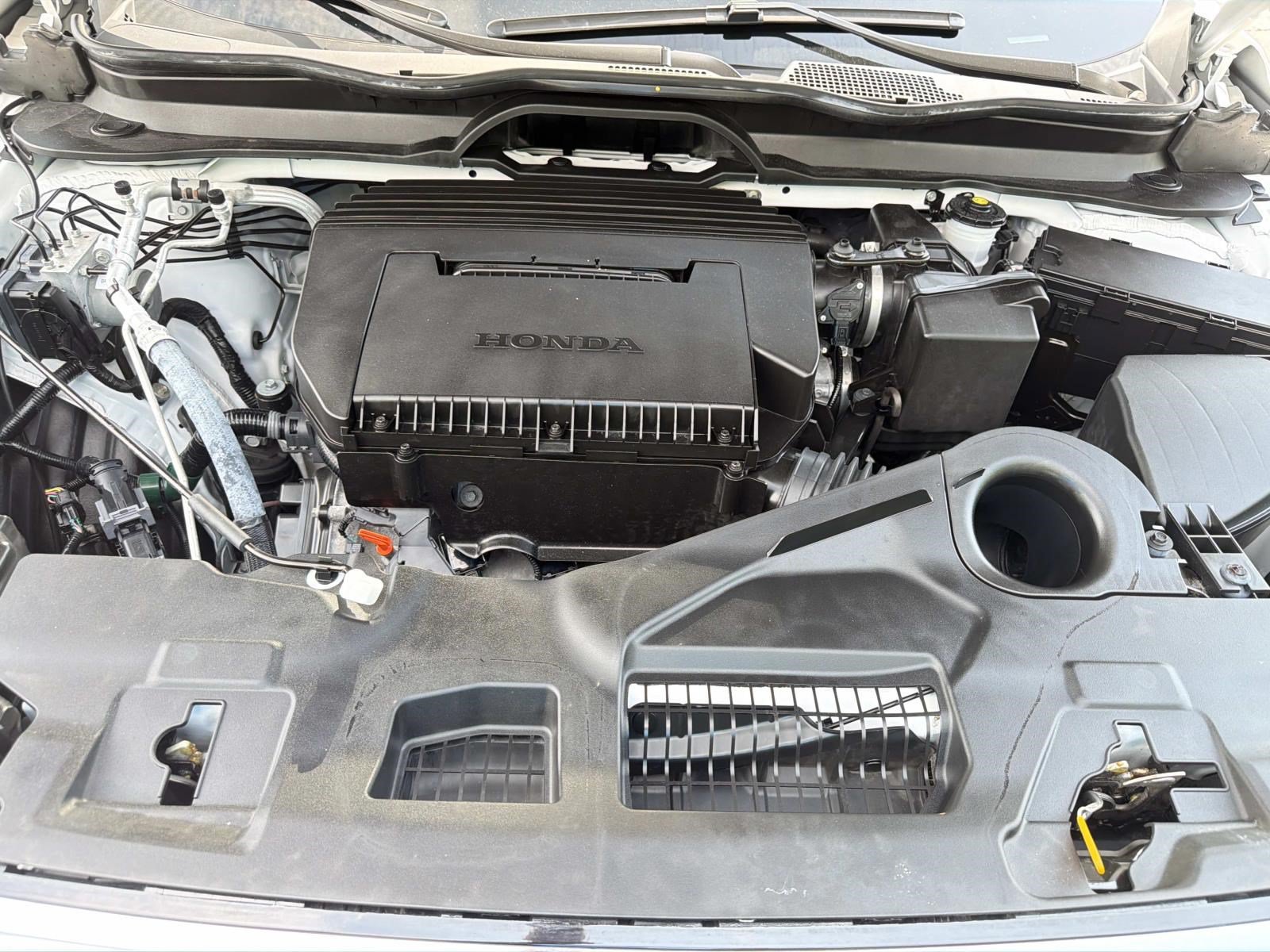 Used 2025 Honda Pilot Elite image 39