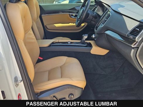 Used 2018 Volvo XC90 T6 Momentum w/ Convenience Package AWD/4WD image 28
