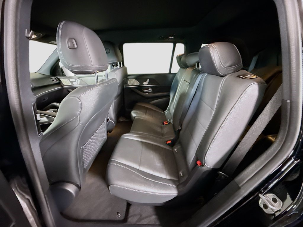 Used 2025 Mercedes-Benz GLS 450 4MATIC image 24