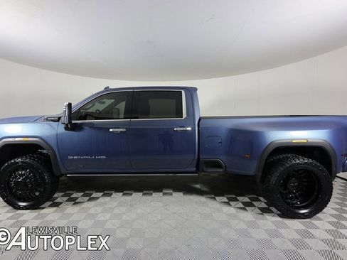 Used 2025 GMC Sierra 3500 Denali Ultimate image 10