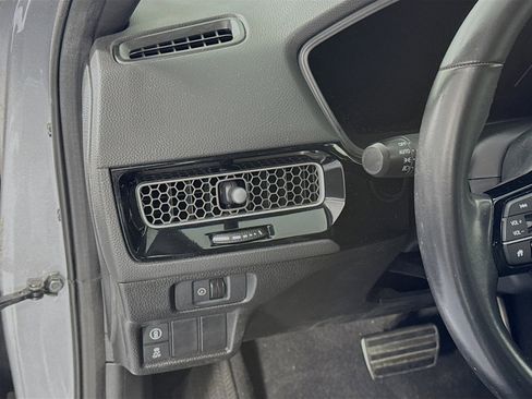 Used 2022 Honda Civic Sport image 10