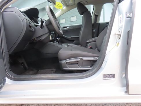 Used 2015 Volkswagen Jetta S FWD image 12
