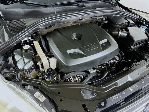 Used 2016 Volvo XC60 T5 Premier w/ Proximity Package image 26