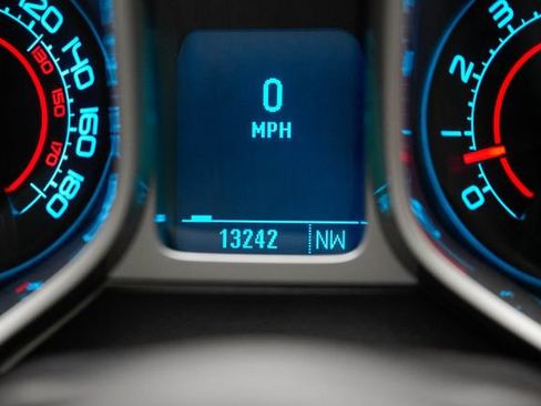Used 2010 Chevrolet Camaro SS w/ LPO, Ground Effects Package RWD image 32