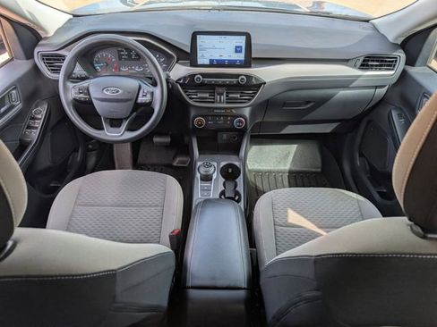 Used 2022 Ford Escape SE FWD image 11