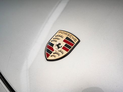 Used 2006 Porsche Cayman S RWD image 16