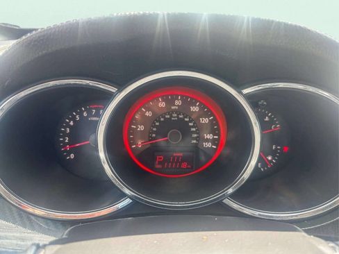 Used 2011 Kia Sorento SX FWD image 21