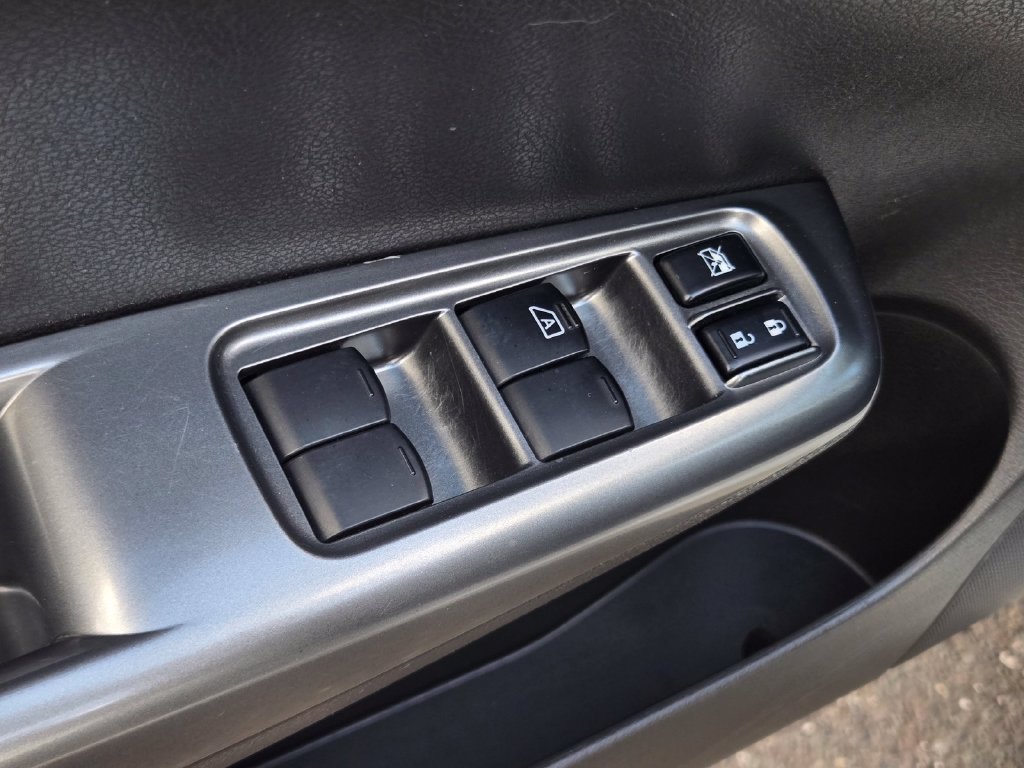 Used 2013 Subaru Impreza WRX Limited AWD/4WD image 12
