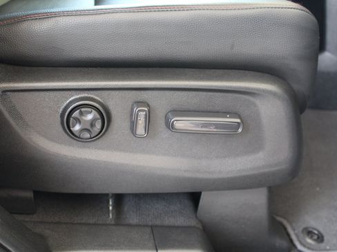 Used 2025 Honda Odyssey Sport-L image 15