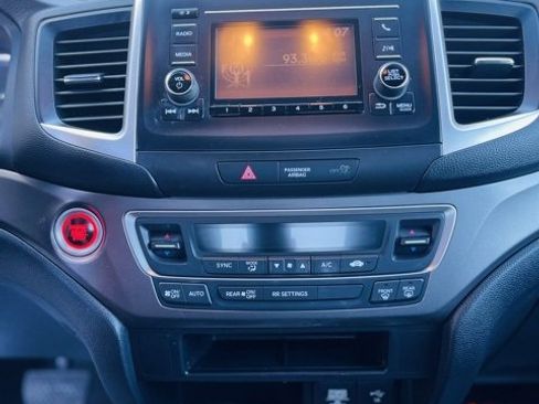 Used 2019 Honda Ridgeline Sport image 15