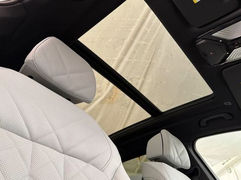 New 2026 BMW X5 xDrive40i AWD/4WD image 17