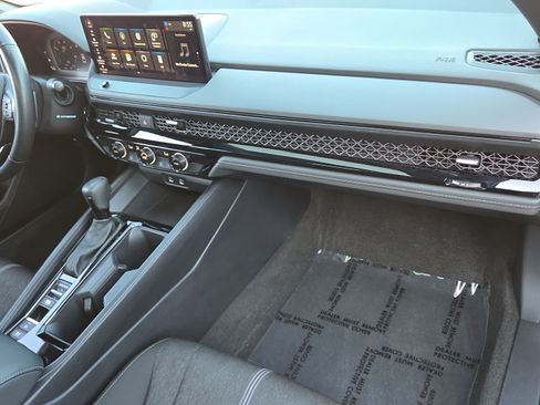 Certified 2023 Honda Accord Sport image 16