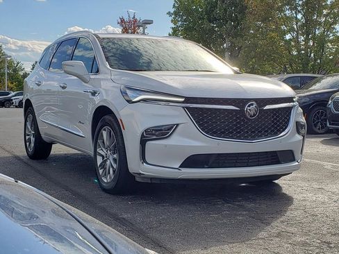 Used 2022 Buick Enclave Avenir w/ Avenir Technology Package image 3