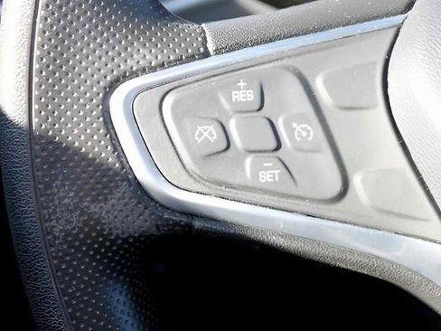 Used 2022 Chevrolet Malibu LT image 14