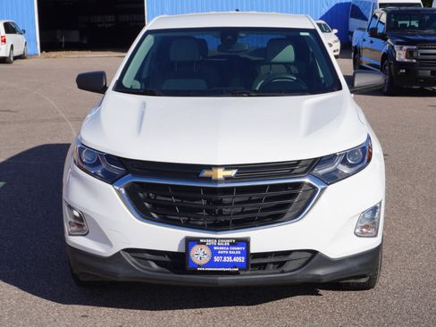 Used 2021 Chevrolet Equinox LS w/ LS Convenience Package image 8