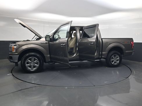 Used 2020 Ford F150 XLT w/ Equipment Group 302A Luxury AWD/4WD image 39