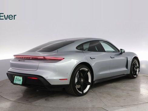 Used 2020 Porsche Taycan 4S image 12
