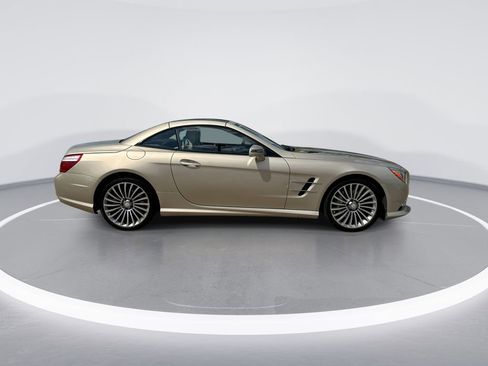 Used 2013 Mercedes-Benz SL 550 image 9