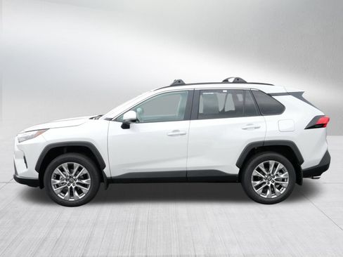 Certified 2025 Toyota RAV4 XLE Premium image 4