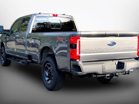 Used 2024 Ford F350 Lariat w/ Lariat Ultimate Package AWD/4WD image 13
