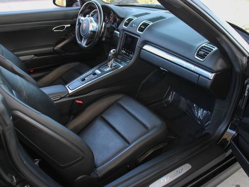Used 2015 Porsche Boxster image 19