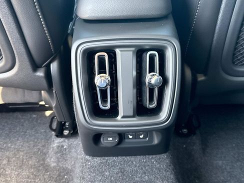 New 2026 Volvo XC40 B5 Plus w/ Climate Package image 15