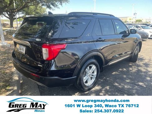 Used 2020 Ford Explorer XLT w/ Equipment Group 202A RWD image 3