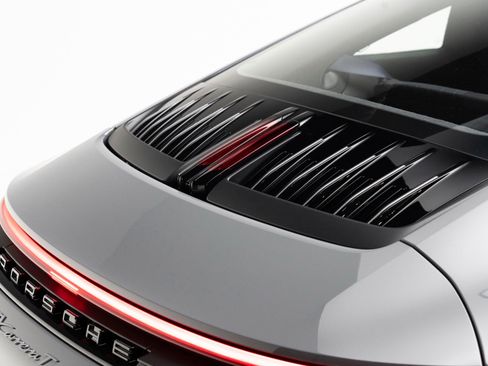 Used 2026 Porsche 911 Carrera T RWD image 51