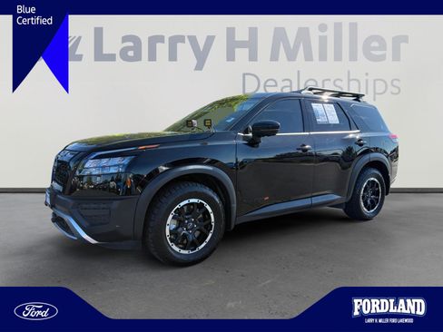 Used 2025 Nissan Pathfinder Rock Creek AWD/4WD image 1