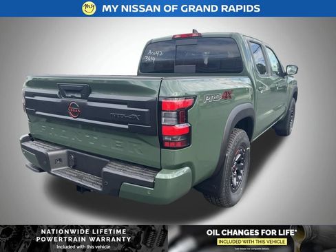 New 2026 Nissan Frontier PRO-4X w/ Tow Package AWD/4WD image 5