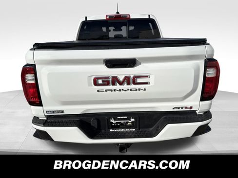 Used 2023 GMC Canyon AT4 image 7