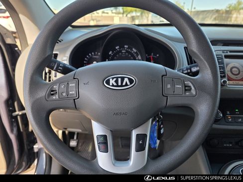 Used 2011 Kia Sportage LX w/ Navigation Pkg image 24