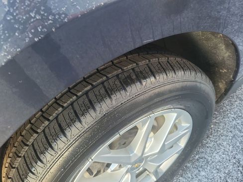 Used 2022 Chevrolet Equinox LT image 27