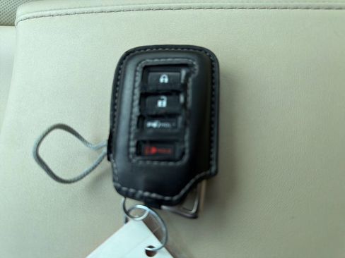 Used 2022 Lexus RX 350 350 w/ Premium Package image 30