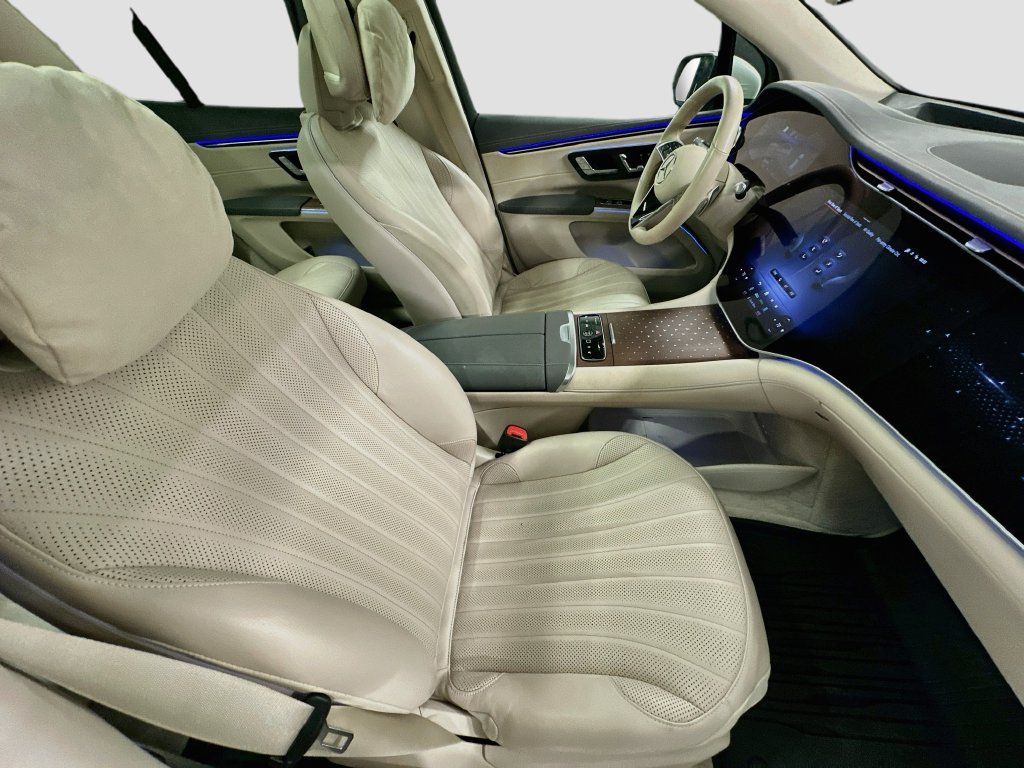 Certified 2023 Mercedes-Benz EQS 580 4MATIC SUV image 29