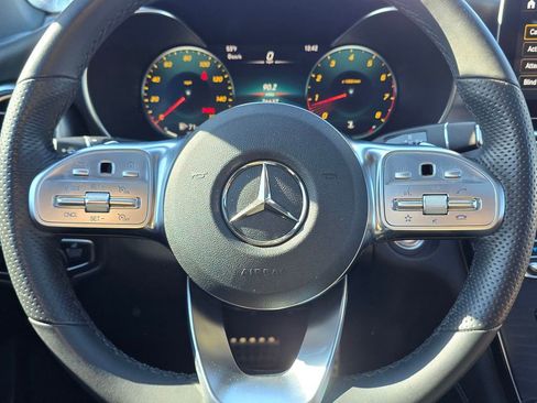 Used 2020 Mercedes-Benz GLC 300 image 24