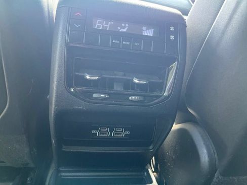 Used 2024 Jeep Grand Cherokee L Laredo AWD/4WD image 37