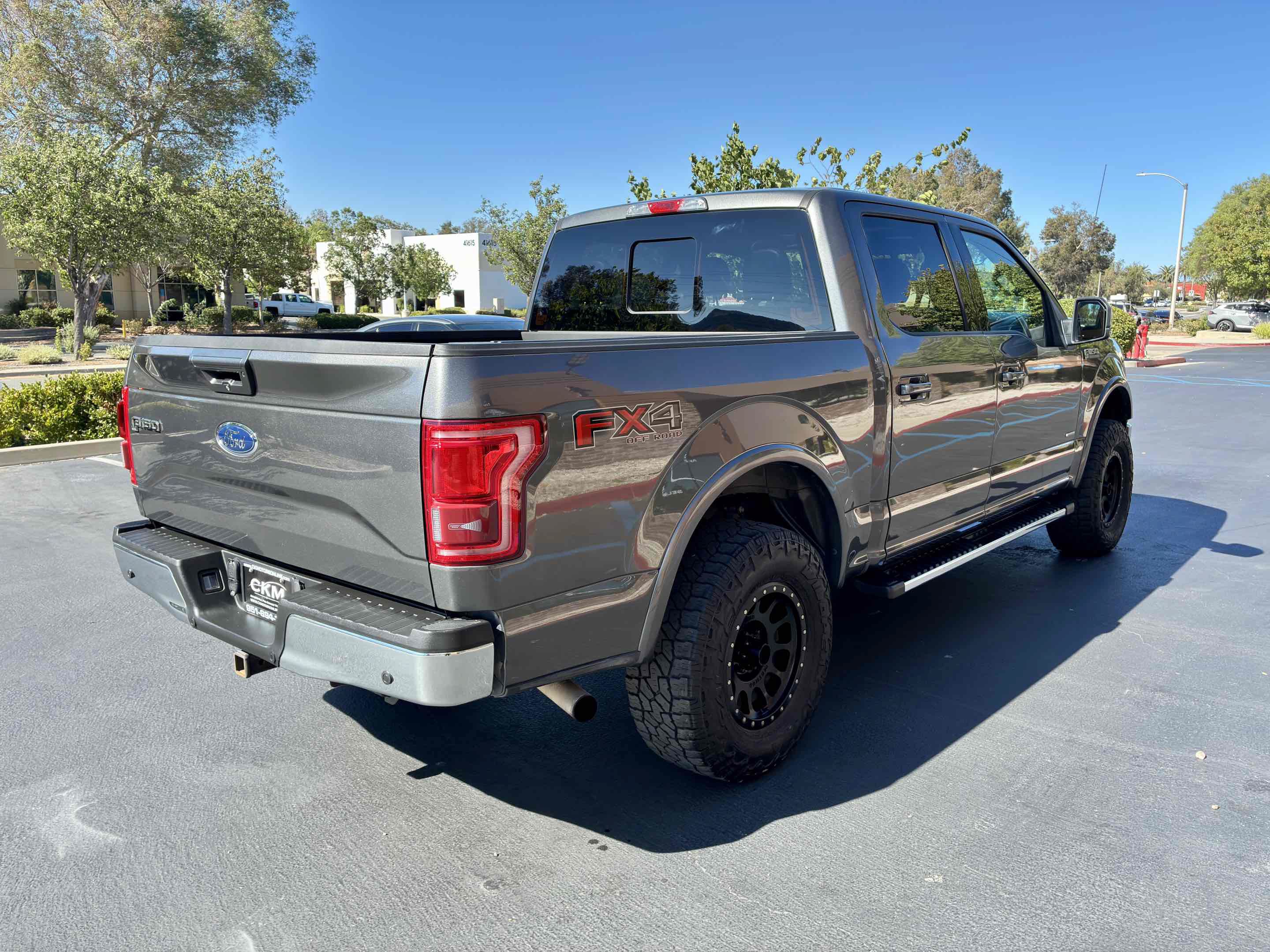 Used 2016 Ford F150 Lariat w/ Equipment Group 501A Mid AWD/4WD image 8