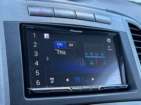 Used 2014 Toyota Venza LE image 21