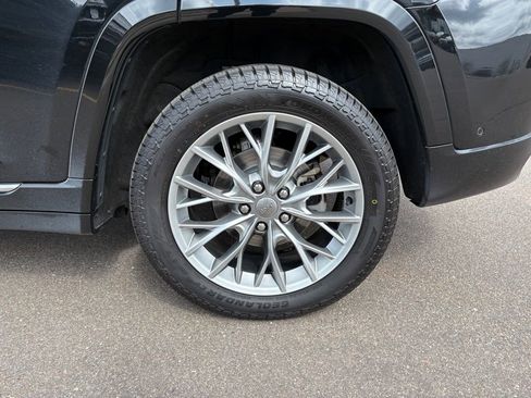 Used 2022 Jeep Grand Cherokee Summit w/ Adv Protech Group IV AWD/4WD image 7