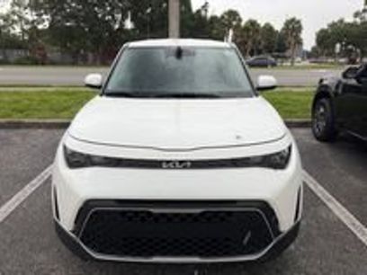 Used 2025 Kia Soul LX w/ LX Technology Package